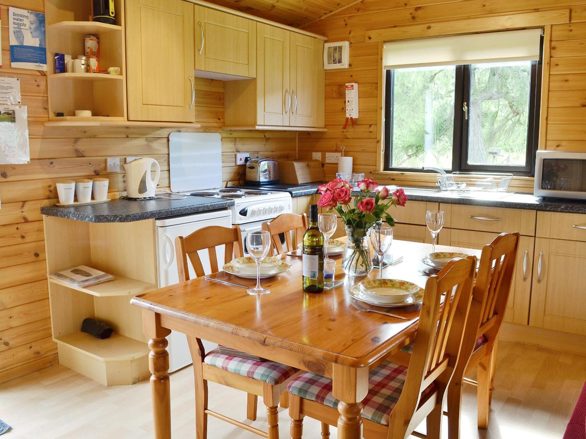 Larch Cottage - S4428 Kirkton of Glenisla Ngoại thất bức ảnh